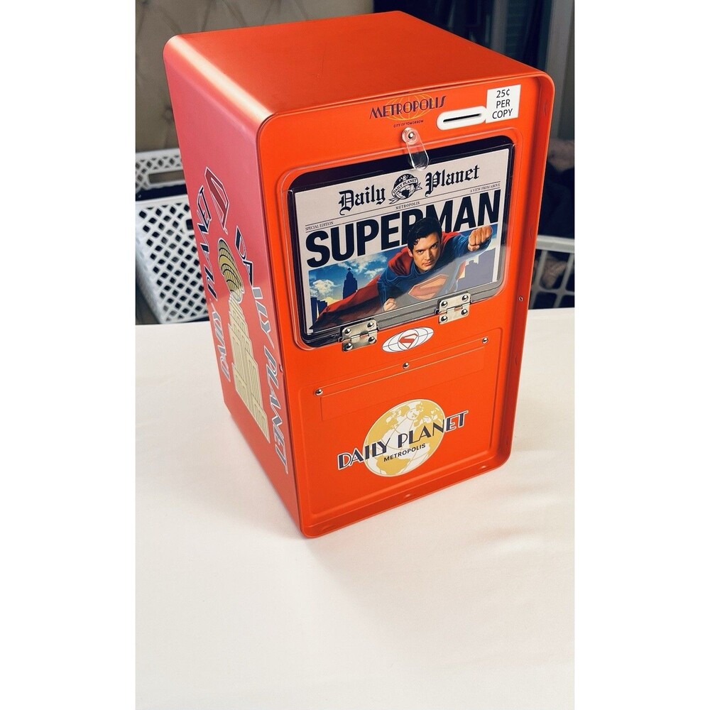 Superman Daily Planet Newspaper Box Display Prop – Metropolis Collectible Rare